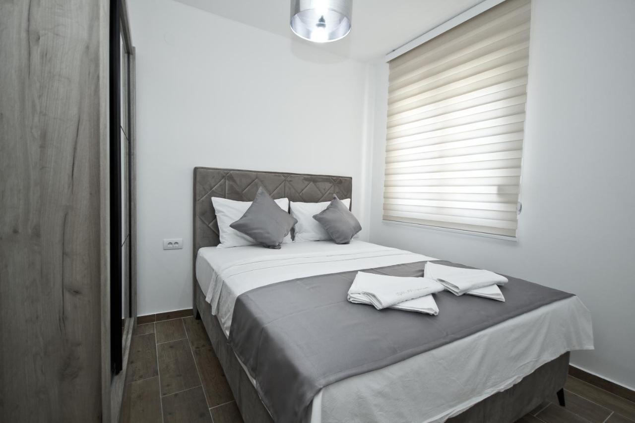 Igman Apartments Tivat Extérieur photo