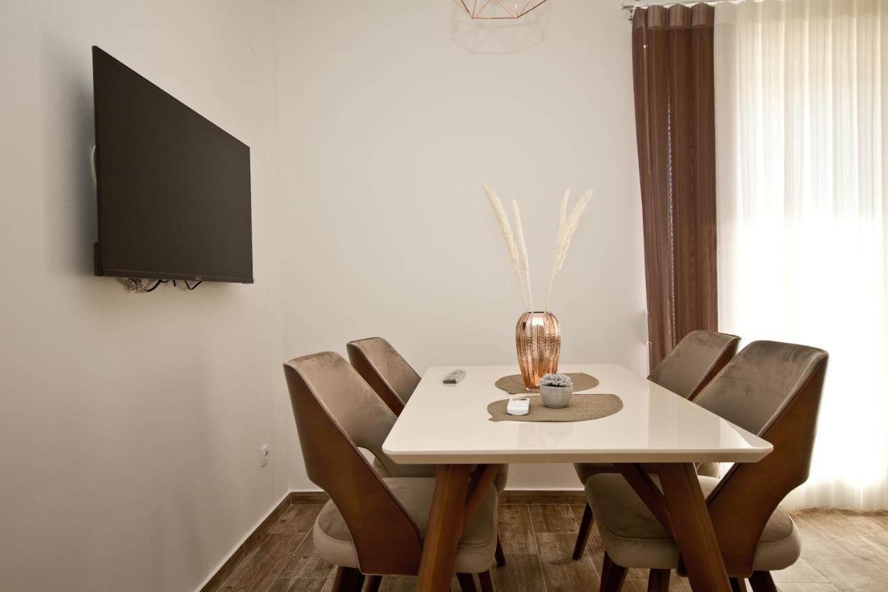 Igman Apartments Tivat Extérieur photo